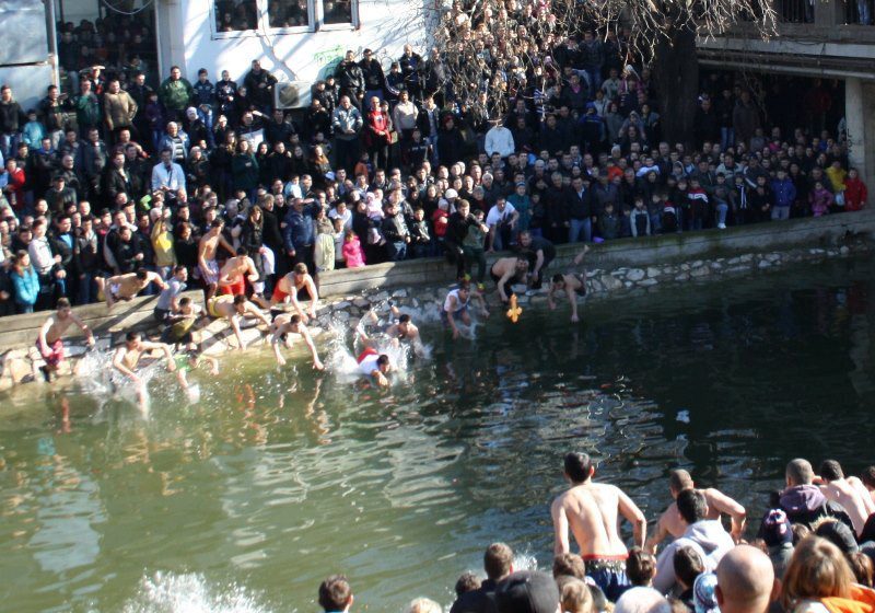 ДВЕ ЛИТИИ ВО ЧЕСТ НА БОГОЈАВЛЕНИЕ – ВОДИЦИ 2016